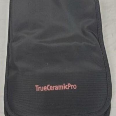 Hot Hair Tools Cool Carry Bag with Brush, Comb & Styling Clips - New