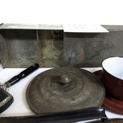 Lot of Vintage and Antique Tinware, Graniteware, More