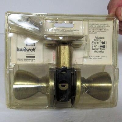 Older Unused Kwikset Passage Lockset
