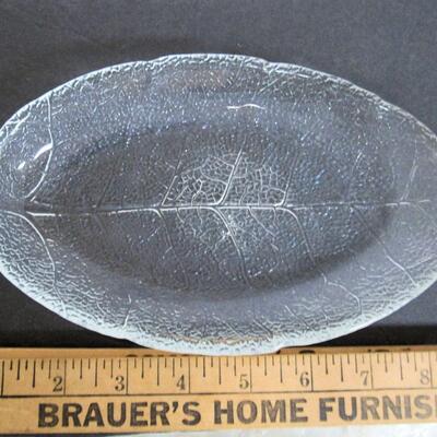 Set of 8 Vintage Tree of Life Oval Leaf Shaped Dishes