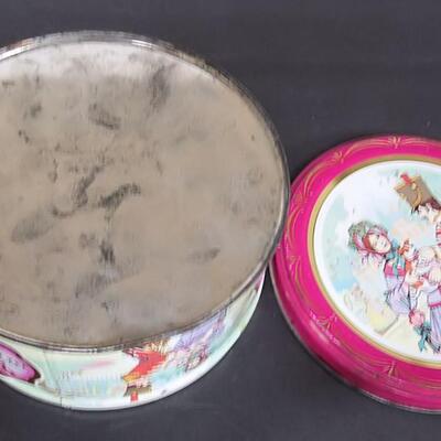 Vintage Mackintosh's Quality Street Chocolates and Toffee Tin