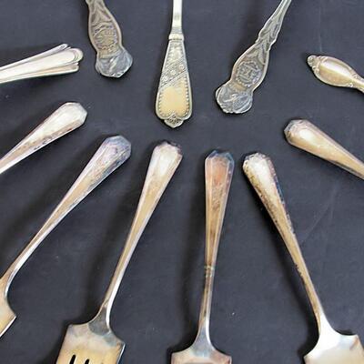 Lot of Silver Plate Flatware, Soup Spoon, Butter Knife, Jelly Spoon, More