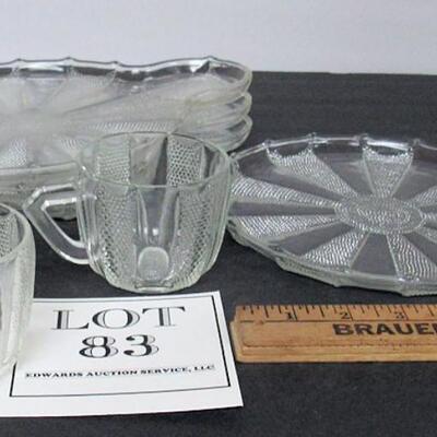 Set of 4 Vintage Jeanette Dew Drop Snack Plate/Cup Sets
