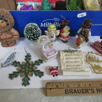 Large Mixed Lot of Christmas Ornaments