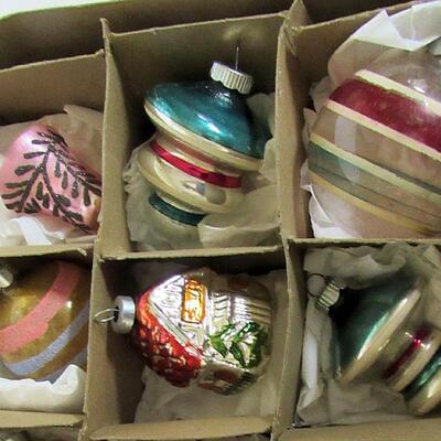 Lot of Vintage Glass Christmas Ornaments