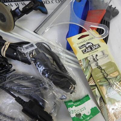 Auto: 25+ pcs: Radiator cap, TPMS sensor, Yankee Candle, reflectors, tire gauge