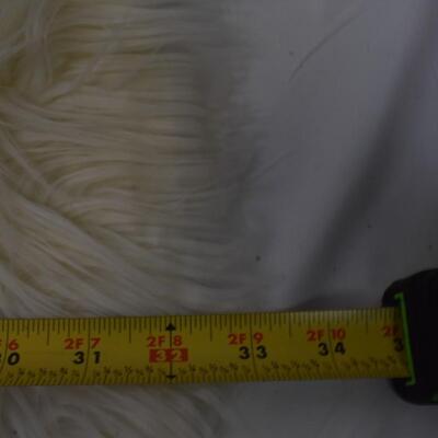 Faux fur lot: 4 pcs, white w/ silver, off white  black/grey