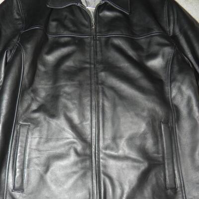 LOT  MENS LEATHER JACKET