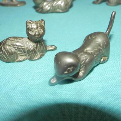 LOT 121  MINI BRASS ANIMALS