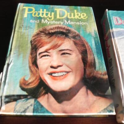 LOT 134  VINTAGE BOOKS