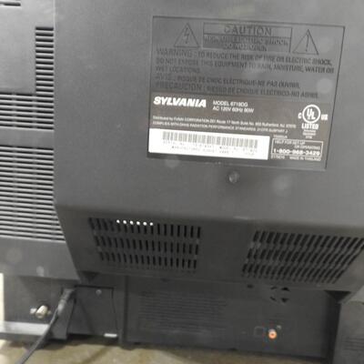 19in Sylvania TV/VCR/DVD Combo, WORKS