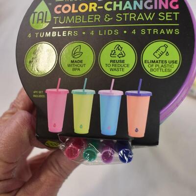 WetJet Refill, 4 pk 24 oz Colored Tumblers, 10 inch rolling pin. - New
