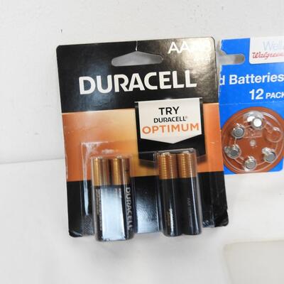 7 Packs of Various Batteries: Duracell AAA, D2, 9V, Hearing Aid Batteries - New