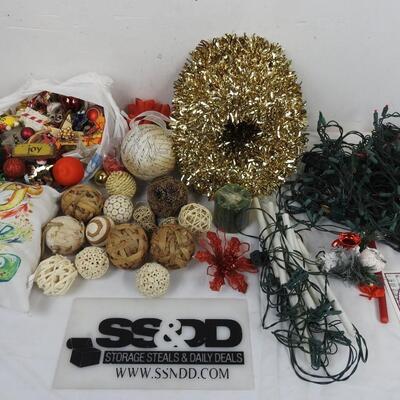 16+ Christmas Lot: Golden Wreaths, Lights, Decor Balls, Ornaments
