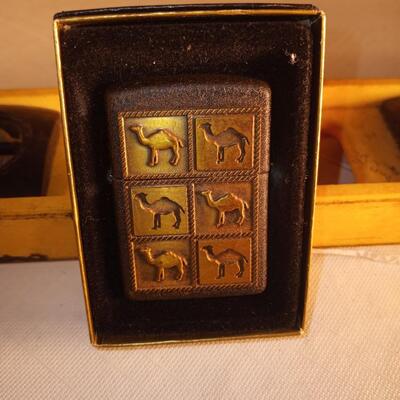VINTAGE 1994 CAMEL THE HERD SOLID BRASS PANEL BLACK CRACKLE ZIPPO LIGHTER new in box