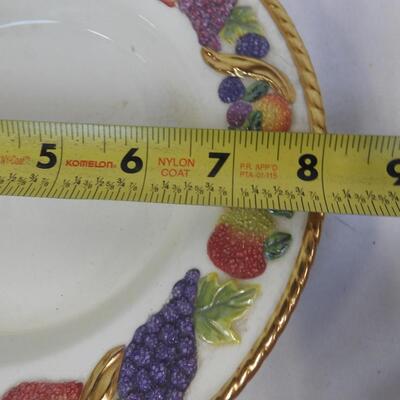 Avon Plate w/ Fruit Design & Gold-Tone Trim, 8in Across