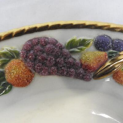 Avon Plate w/ Fruit Design & Gold-Tone Trim, 8in Across