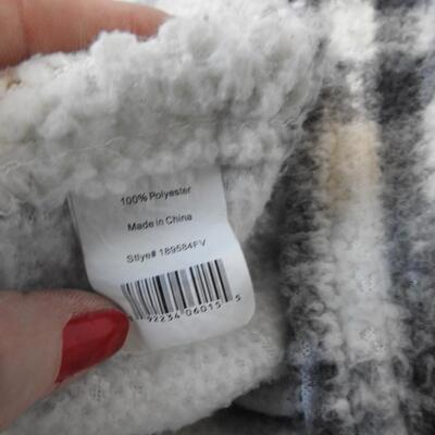 2 Gray/White Buffalo Plaid Throws, 100% Polyester, 49in x 62in