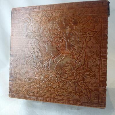 Victorian Hanki Box