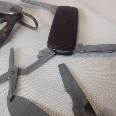 Grouping of 7 Pocket Knives