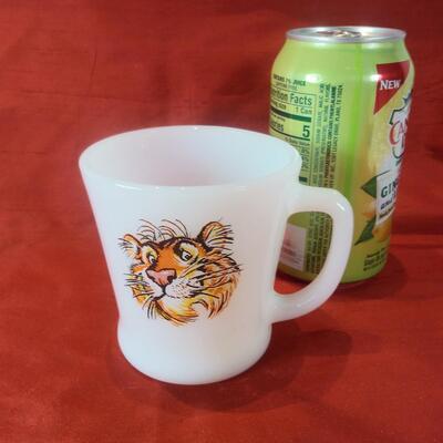 Tony the Tiger Fire King Mug