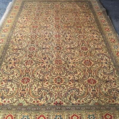 Fine quality,  Turkish Hand Knotted Vintage Rugs, 6' X 9'                         
on Perfect Conditions 
Retail Price= $4900...