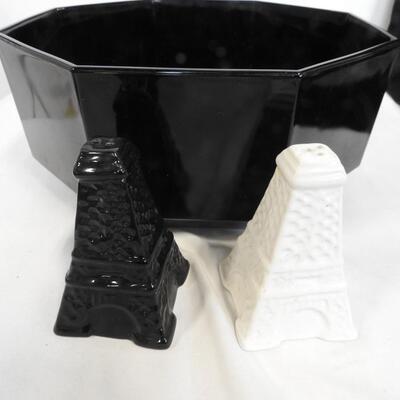 Kitchen Lot: Serving Platter, Octagon Bowl, Pitcher, S & P Shakers