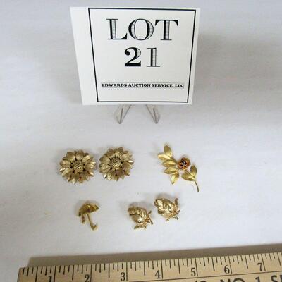 Sarah Coventry, Trifari and CR Co Vintage Jewelry Lot