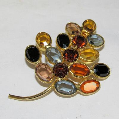 Vintage Rhinestone Pin and Earrings Set