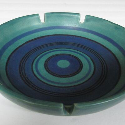 Fabulous Mid Century Modern Ashtray, Gliddon, Gulfstream Pattern, Designed by Fong Chow