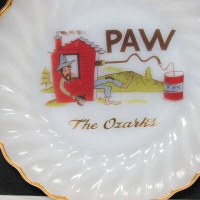 Vintage Anchor Hocking Ozarks Maw and Paw Plates, Too Cute!