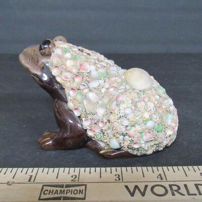 Small Pottery Frog With Shells Bank