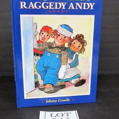 Nice 1988 Edition The Original Adventures of Raggedy Ann Book, 9 3/4" x 13 1/4"