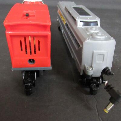 Hot Wheels Train Engine #142 and Car