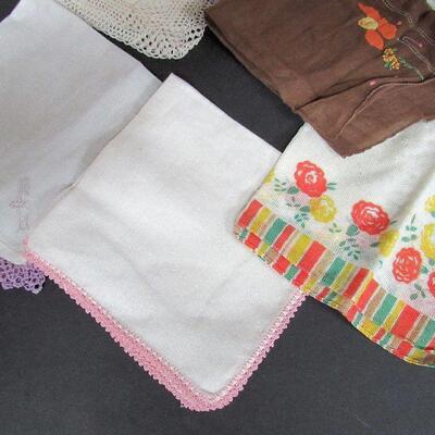 Lot of Vintage Ladies Hankies