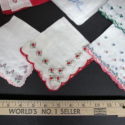 Lot of Vintage Floral Ladies Hankies