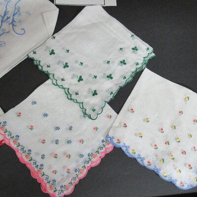 Lot of Vintage Floral Ladies Hankies