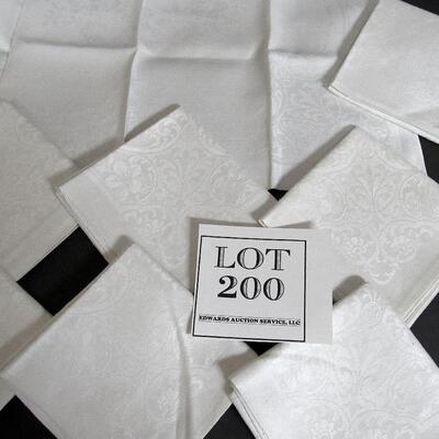Lot of 10 Matching White Large Vintage Cloth Dining Napkins