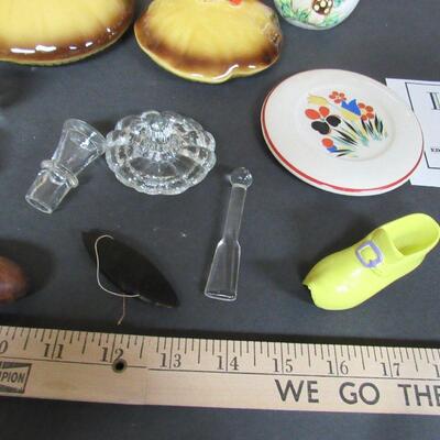 Large Lot of Orphins, Quimper Cruet, Mushroom Covers and Creamer, Fry Glass Cover, More