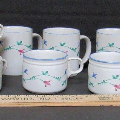 Mugs Lot: Savior Vivre 2 Sizes and Farberware Trellis Small Size
