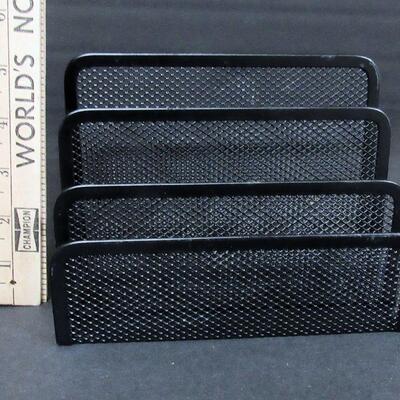 Wire Mesh Letter Holder and Wire Wall Pocket Holder of Some Kind