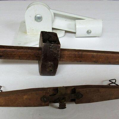 Lot of Vintage Bits and Pieces For Parts and Repairs
