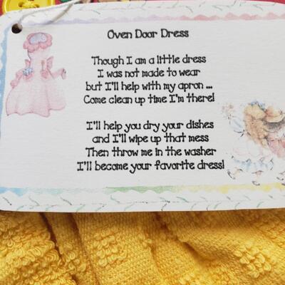 Oven door dress hand towel lot of 2