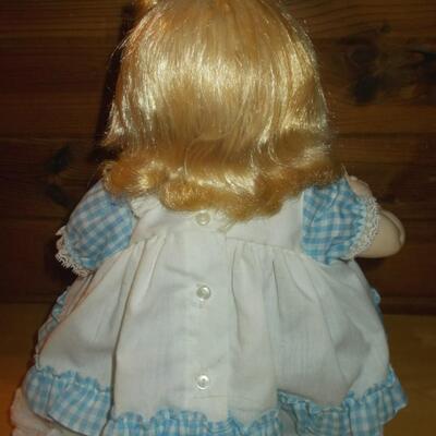 1977 Madame Alexander 14" Blonde Pussycat Doll with working crier!  Near mint condition.