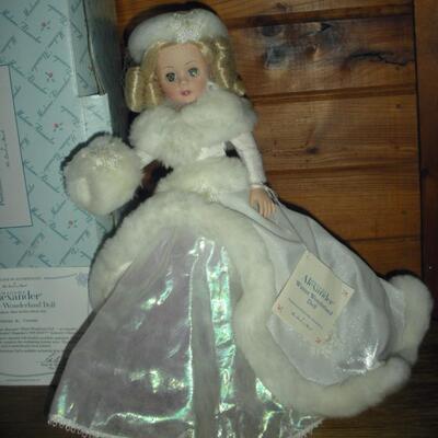 1999 Madame Alexander 12" Porcelain Winter Wonderland Doll ~ Doty Industry Choice Award Winner.