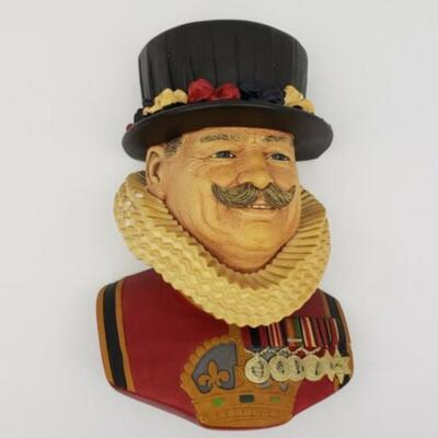 Bossons Chalkware Beefeater Yeoman of the Guard Head