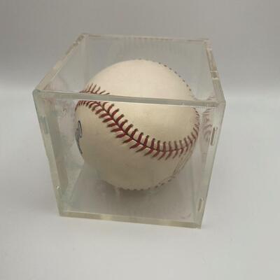 -90- Signed Baseball | Gerald Williams | DevilRays