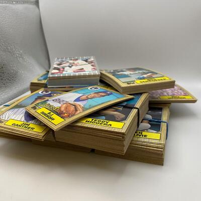 -100- Brewers Baseball | Box Of Cards