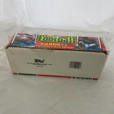 -116- Football Cards | 1990 Complete Sealed Set