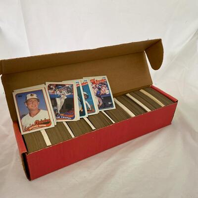 -120- Baseball Cards | 1989 Topps Box Set